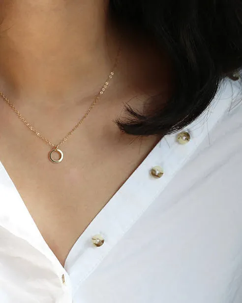 14k Thin Circle Necklace