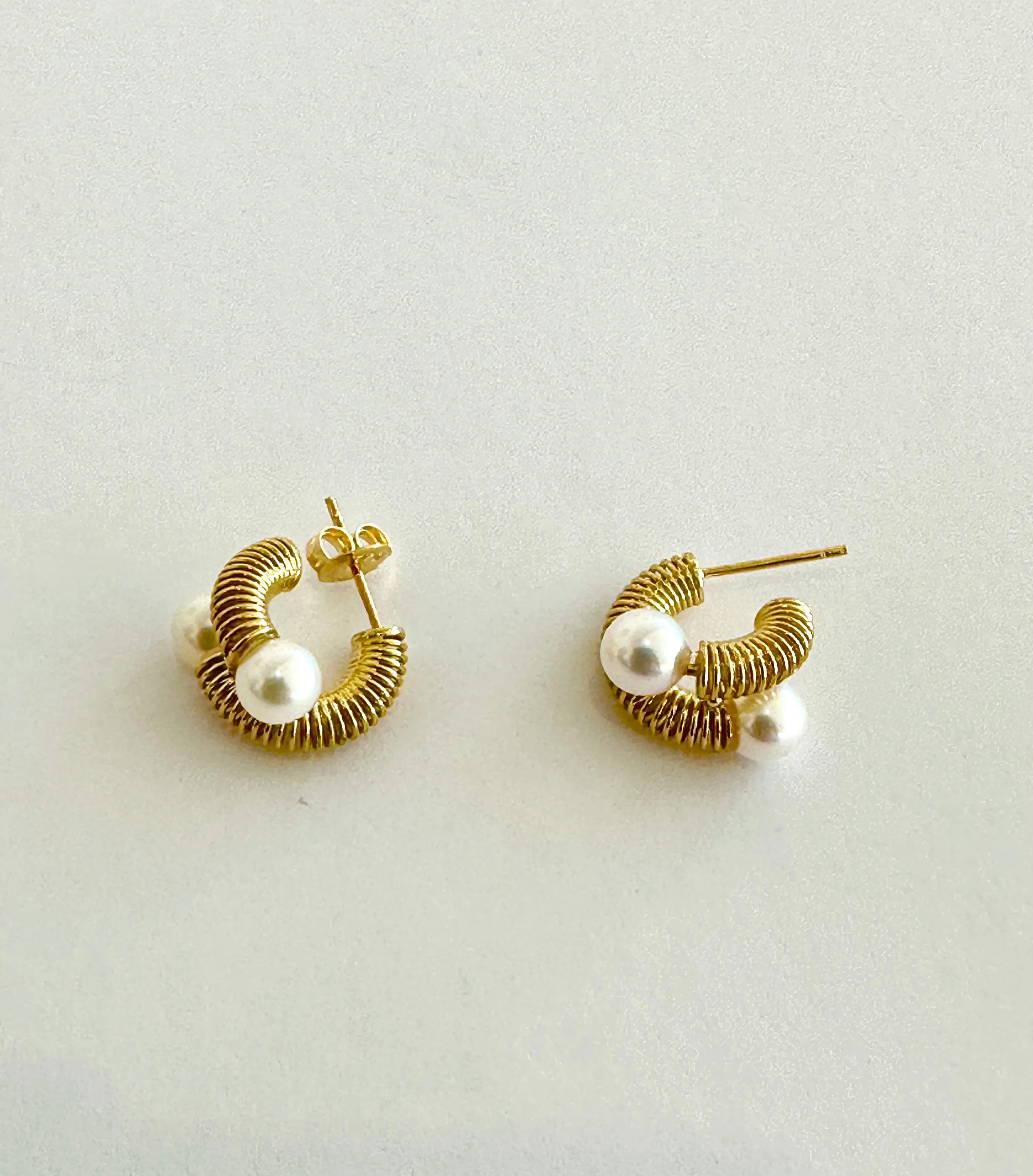 18K Yellow Gold Double-pearl Earrings