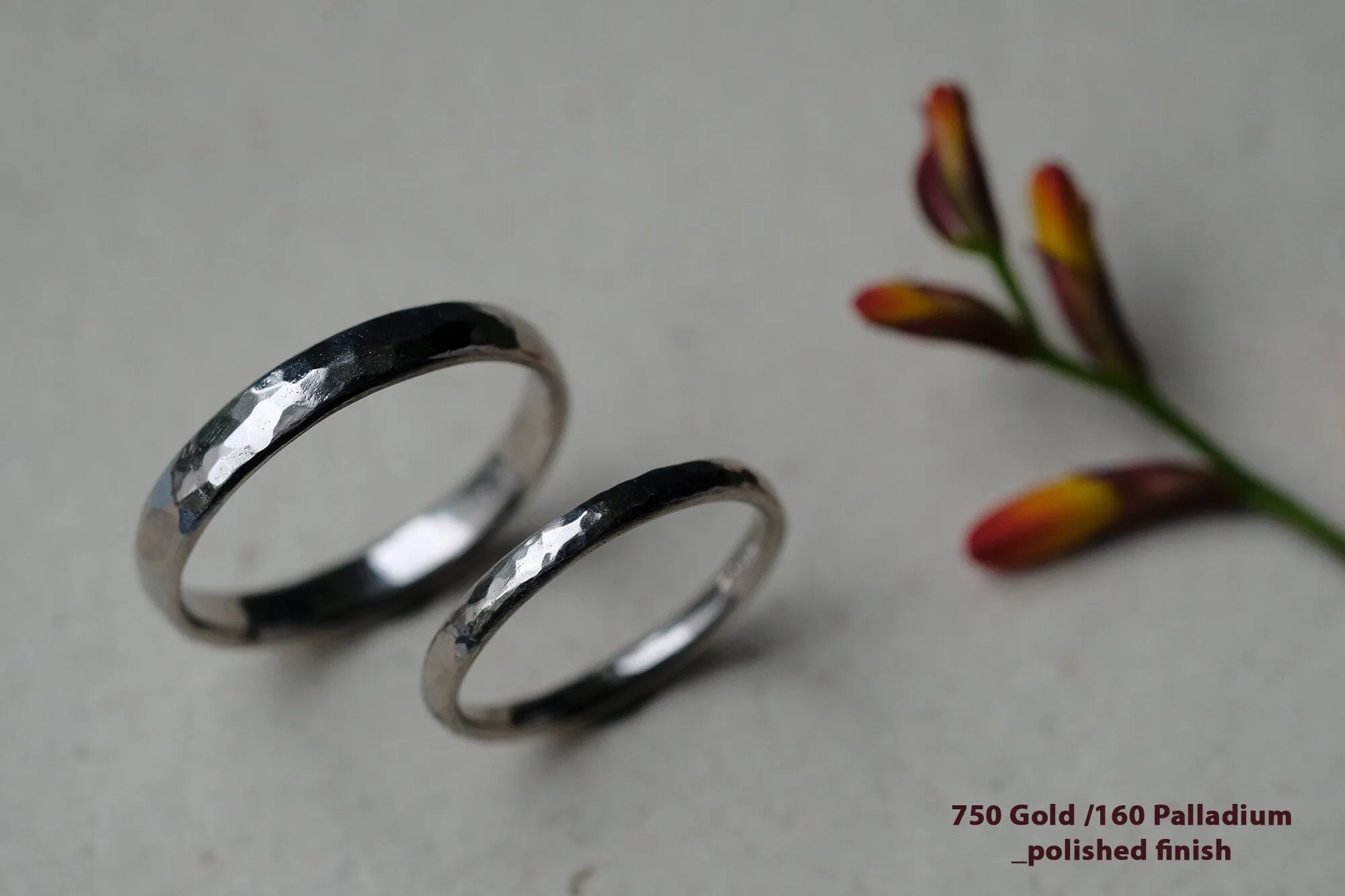 Classic White Gold Hammered Wedding Ring Set