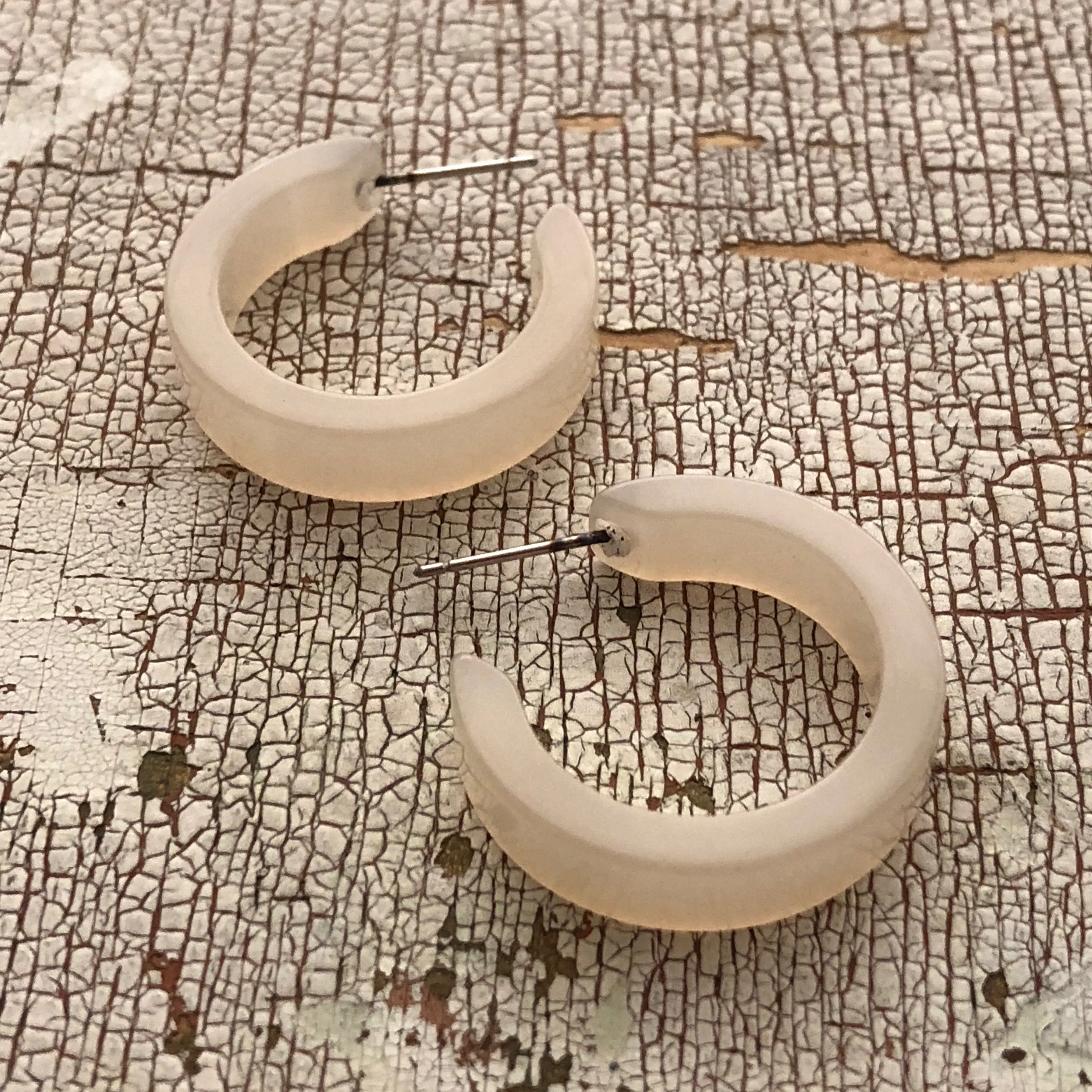 Creamy White Moonglow Mini Classic Hoop Earrings