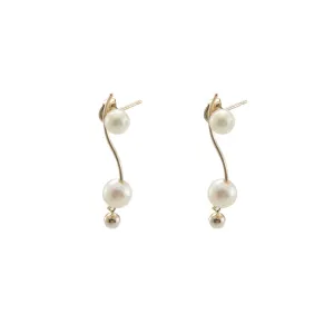 Curved Bar With Trio Mini Akuya Pearl 18k Gold Studs