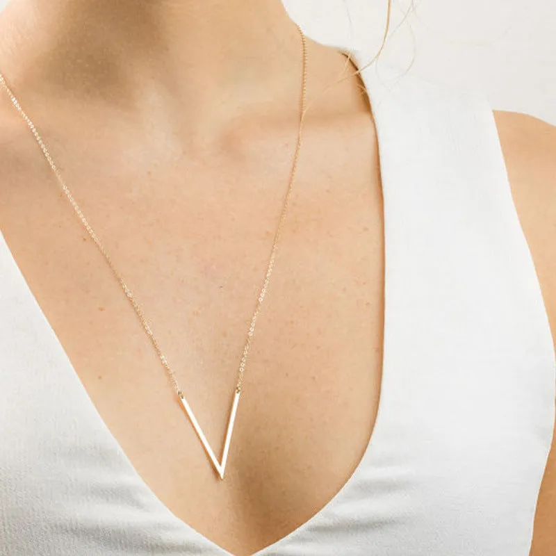 Fashion Simple Letter V Trousers Necklace