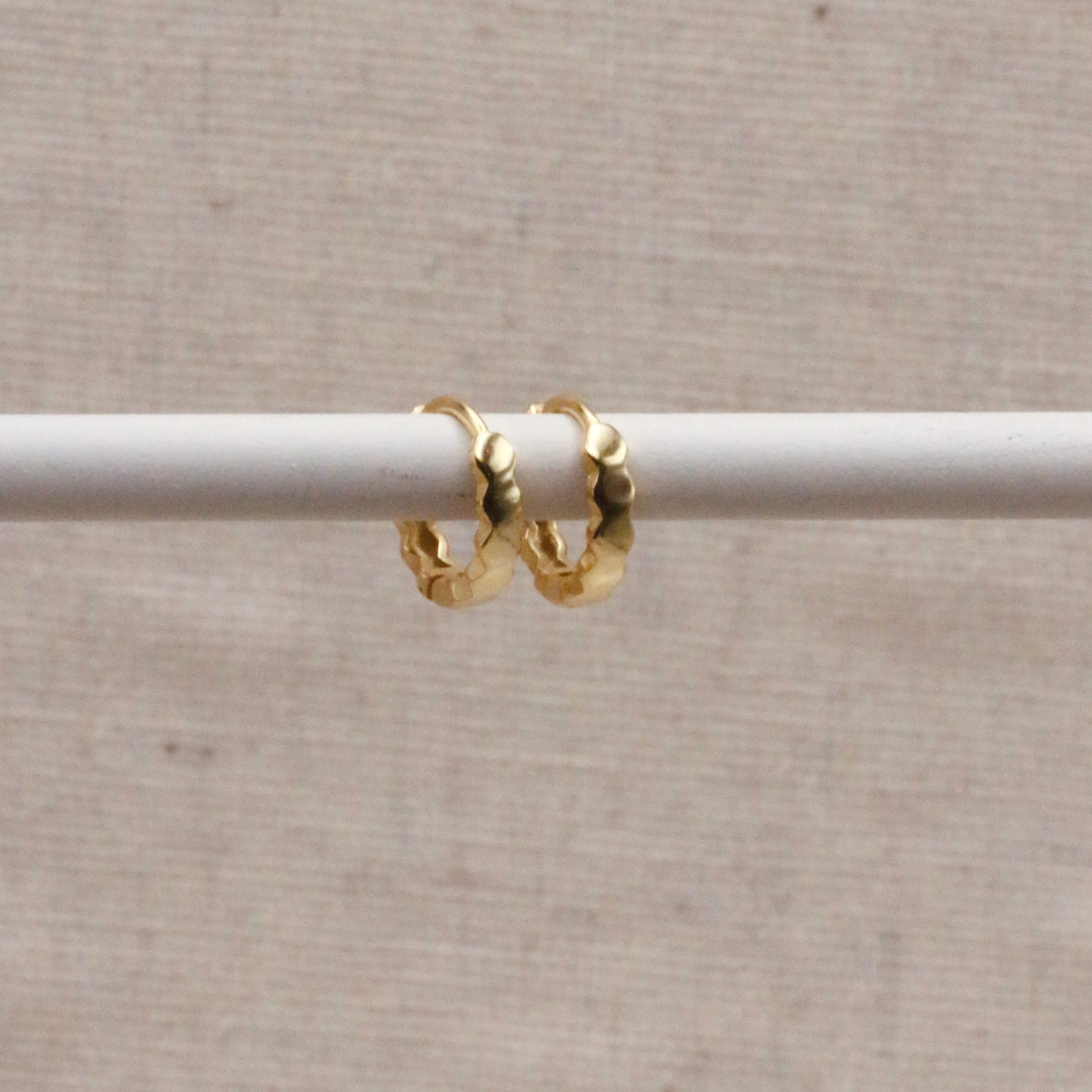 Gold Scallop Huggie Hoops