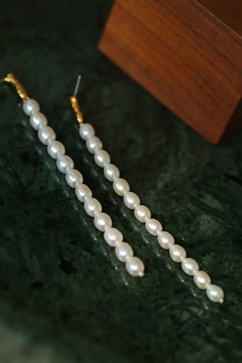 Minimalist Elegant Long Pearl Earrings