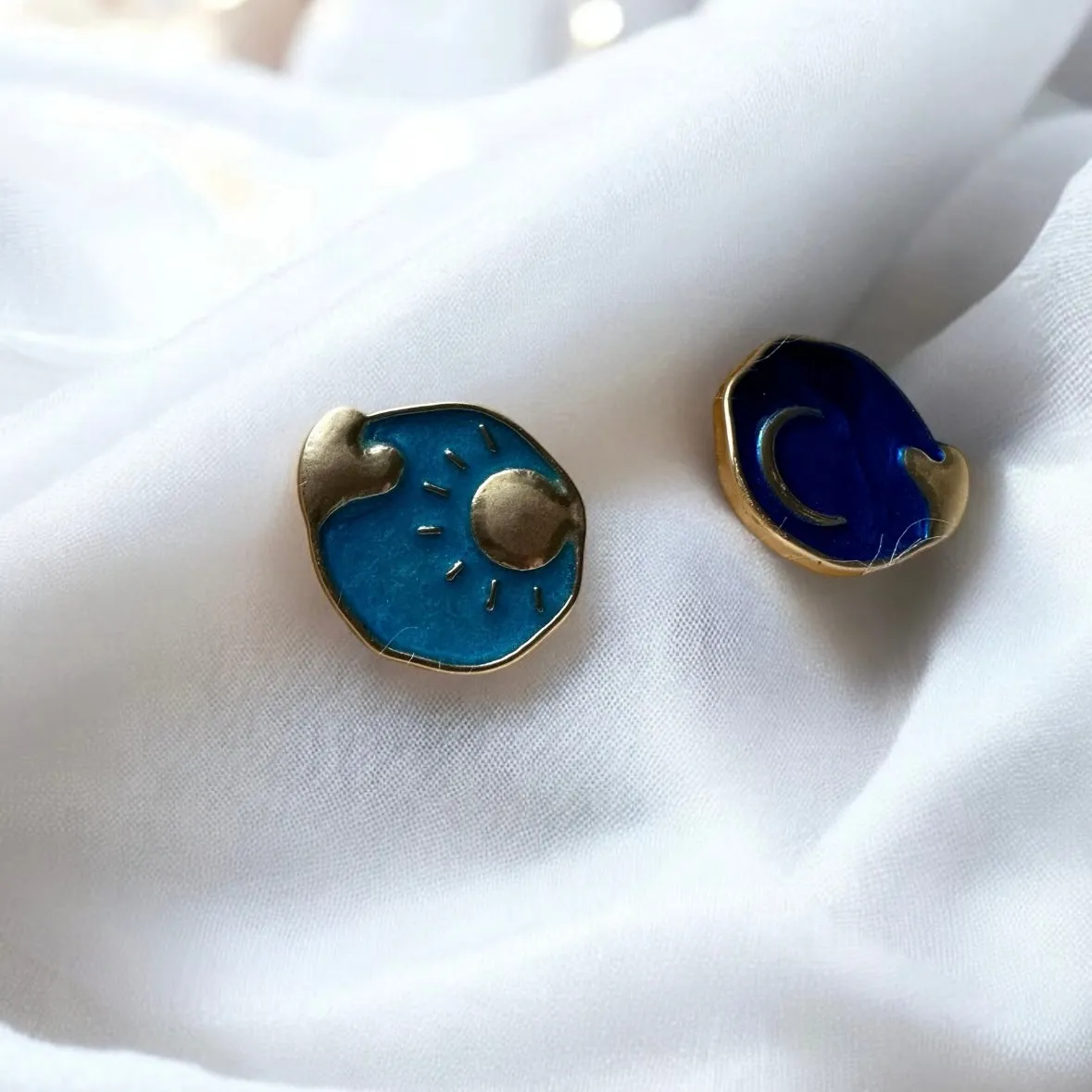 Mismatched moon and sun earrings | minimalist studs earrings | button stud earrings