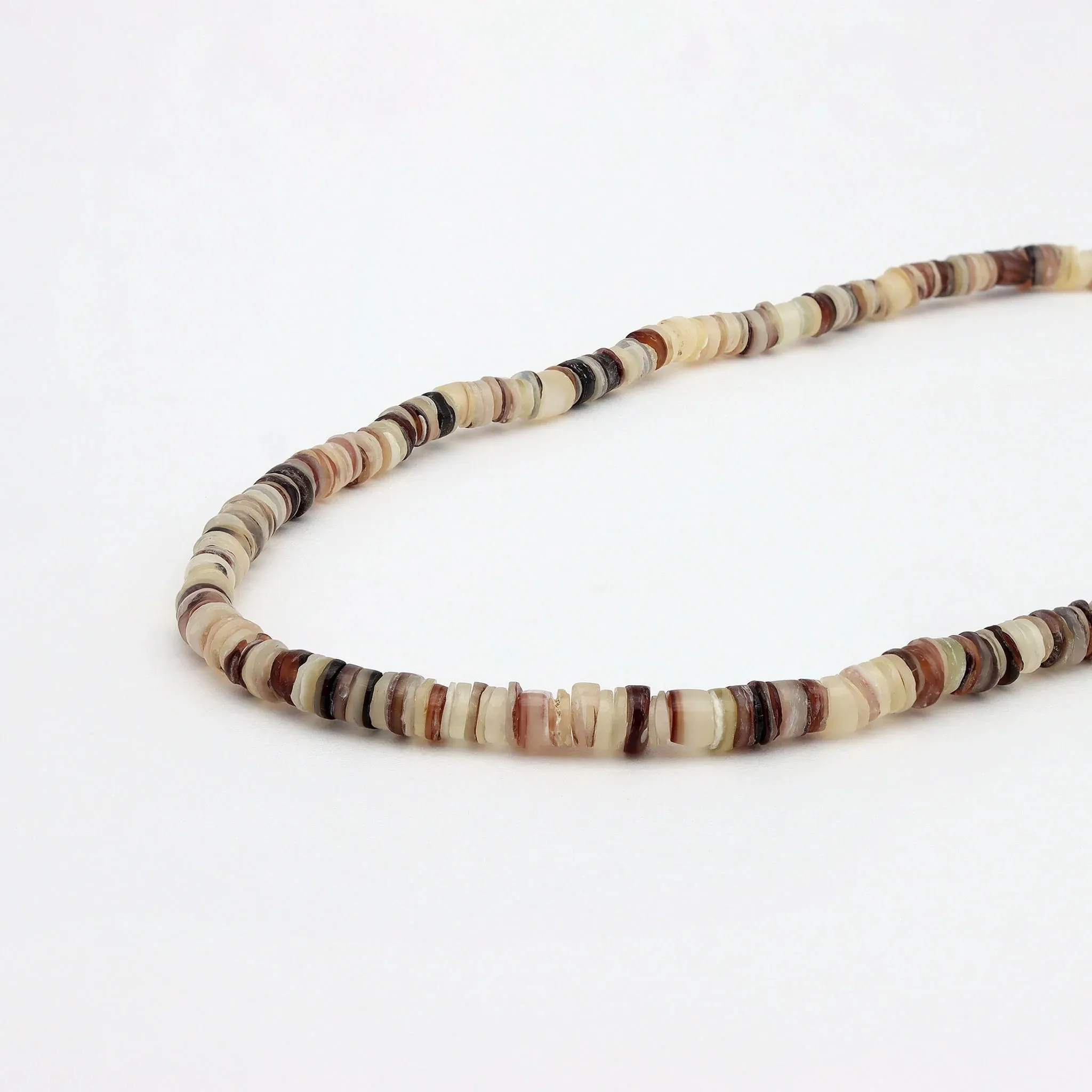 Pakui Natural Shell Necklace