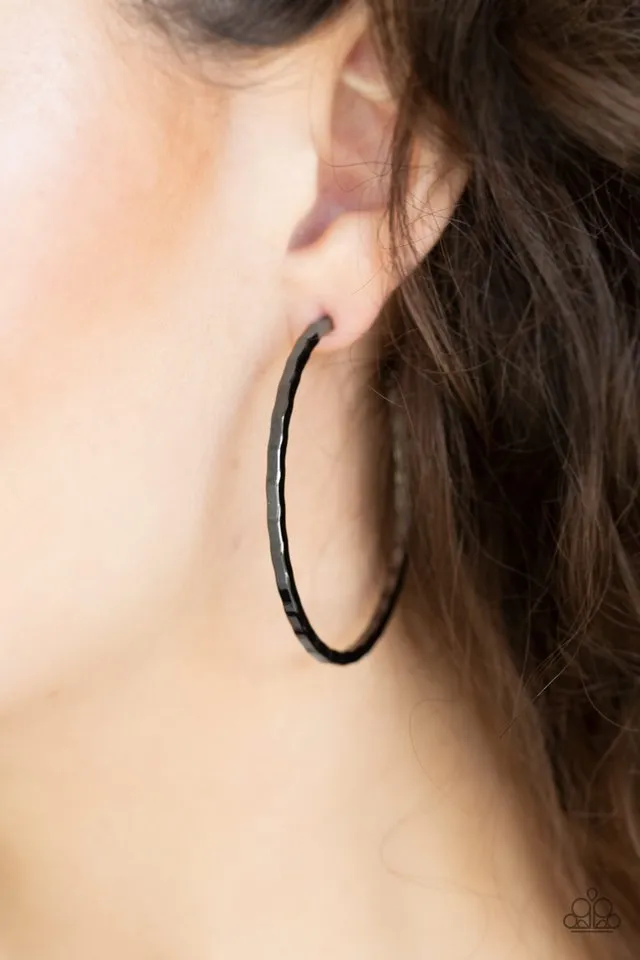 Paparazzi Earring ~ Totally Throwback - Black