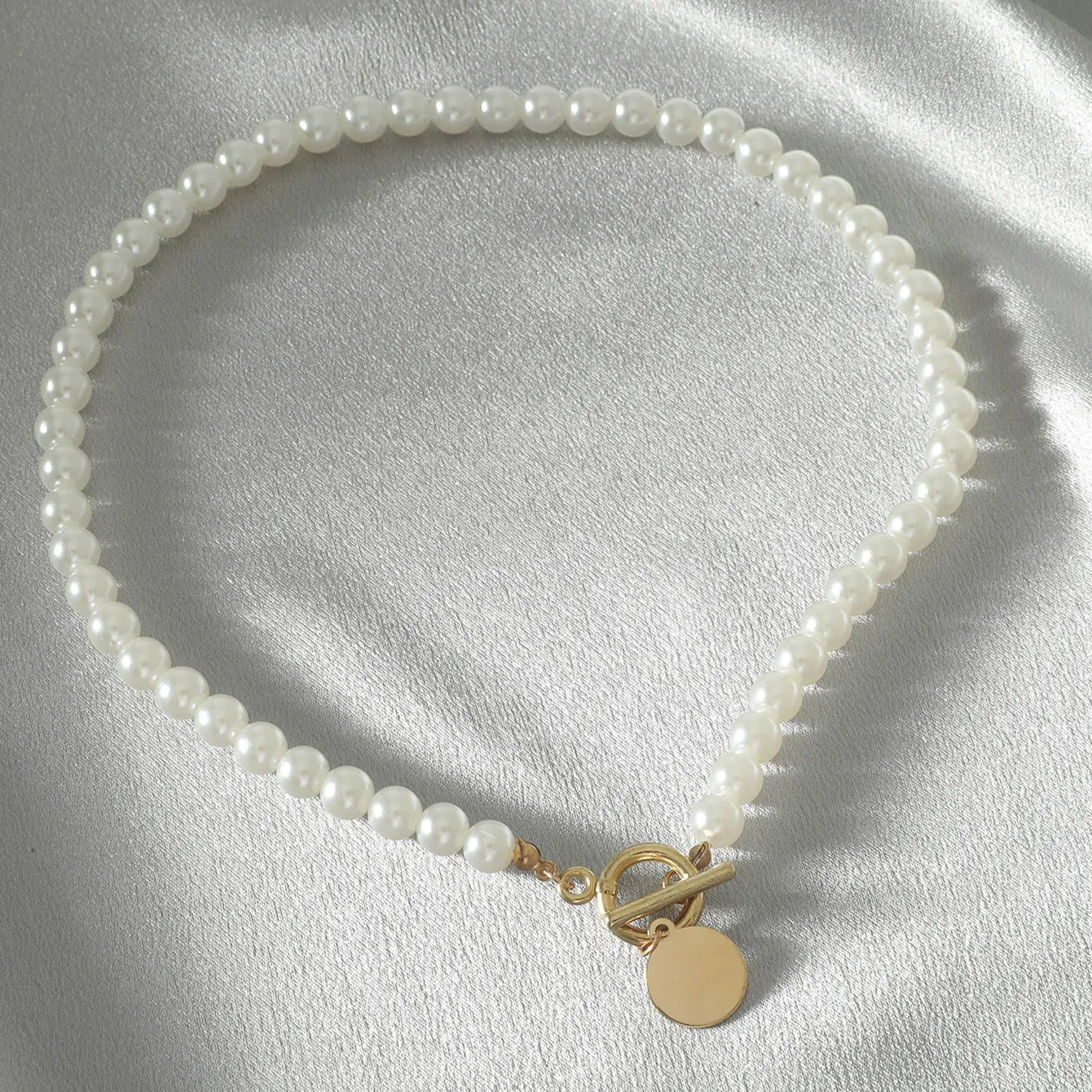 Pearl Necklace Simple OT Buckle Disc Choker Clavicle Chain