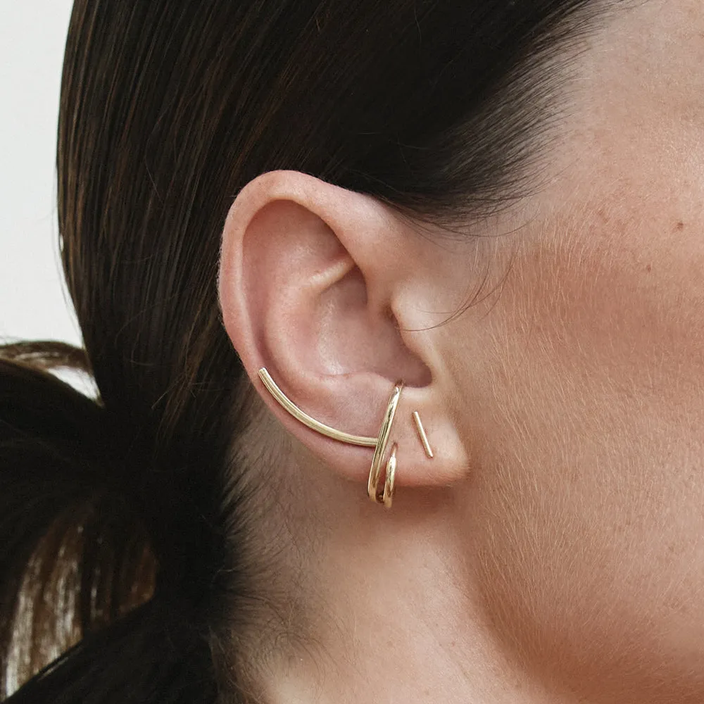 Plain Curve Crawler Earrings in 10k Gold