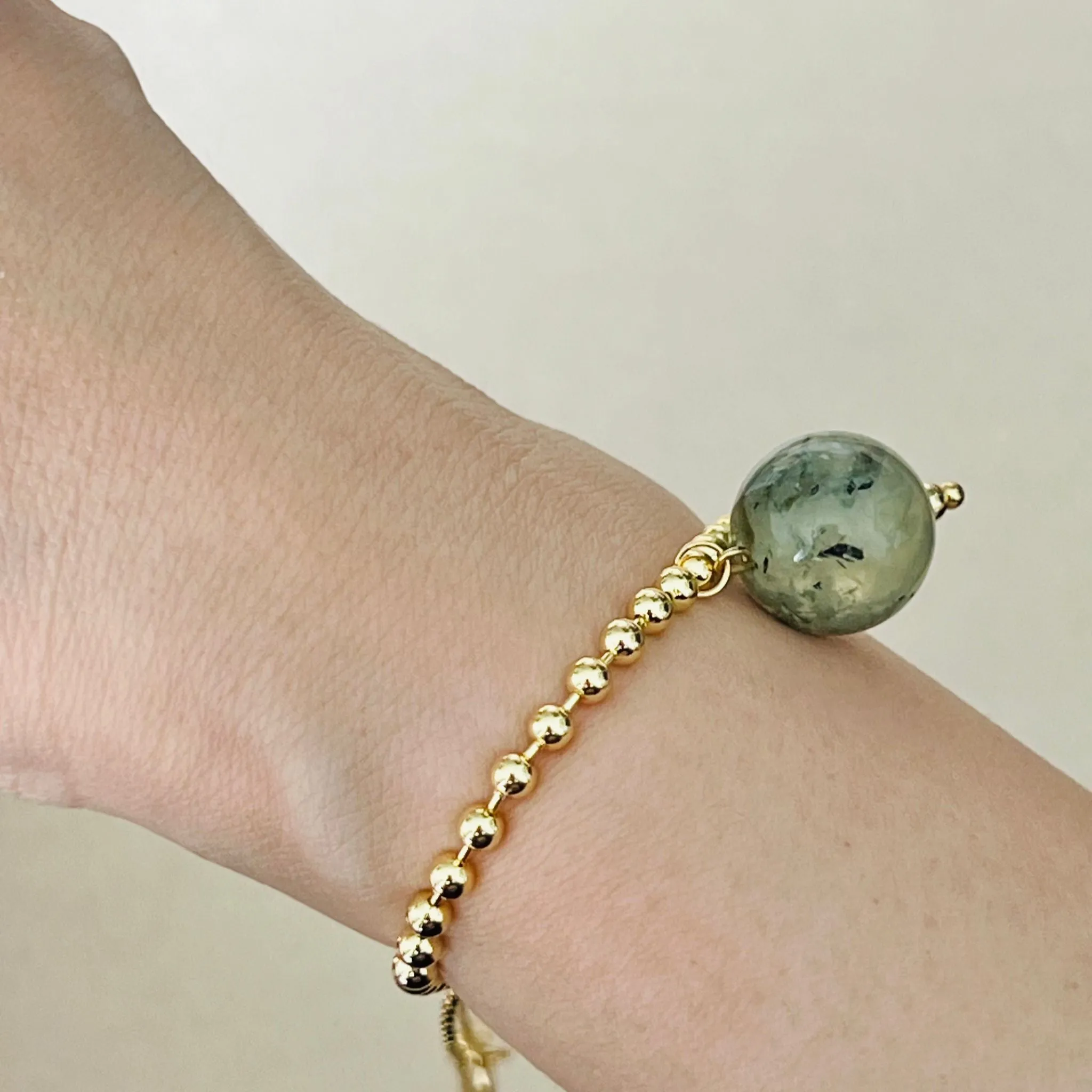 Prehnite La Forma Bracelet