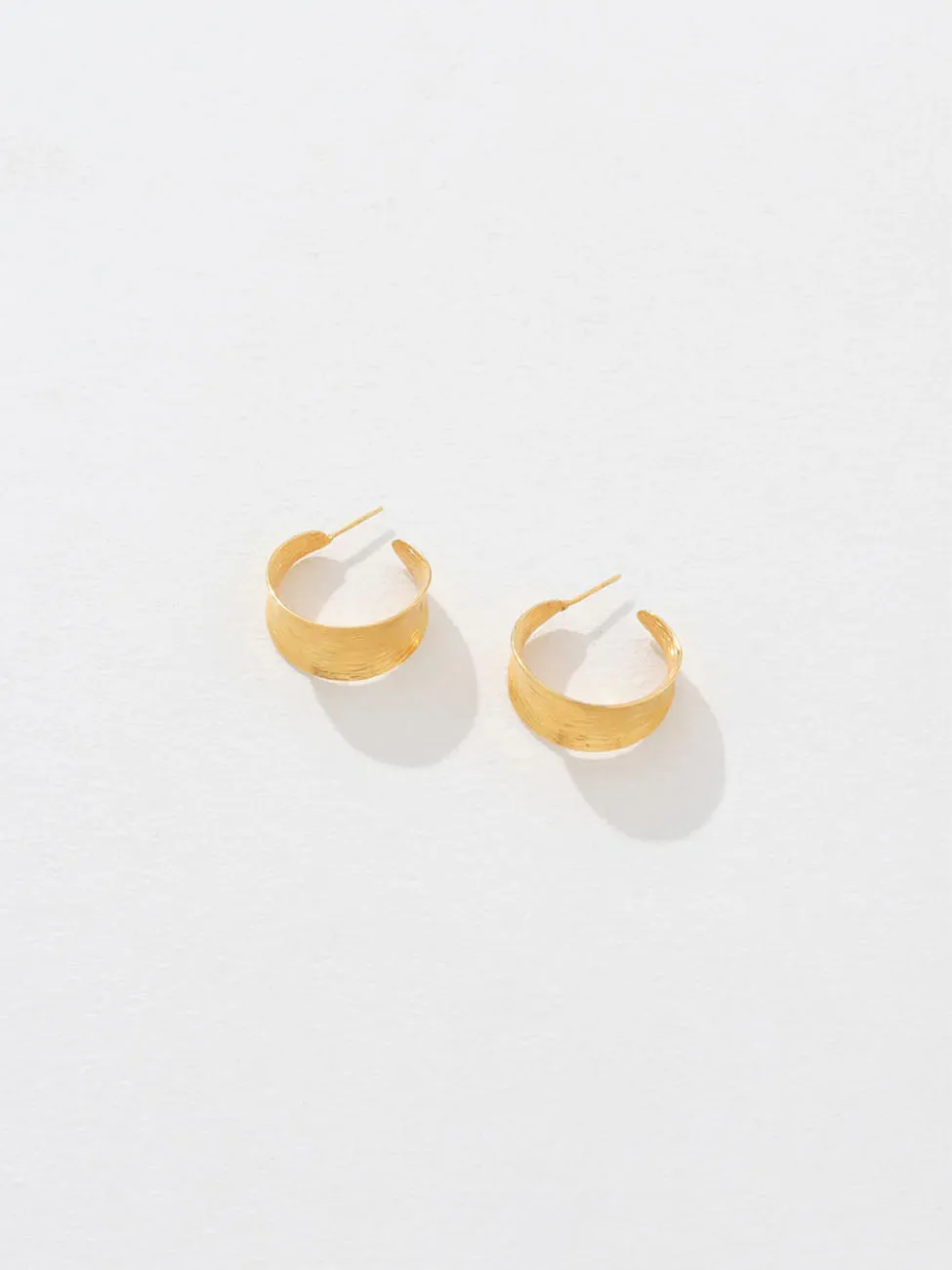 Reliquia Mendes Hoops in Gold