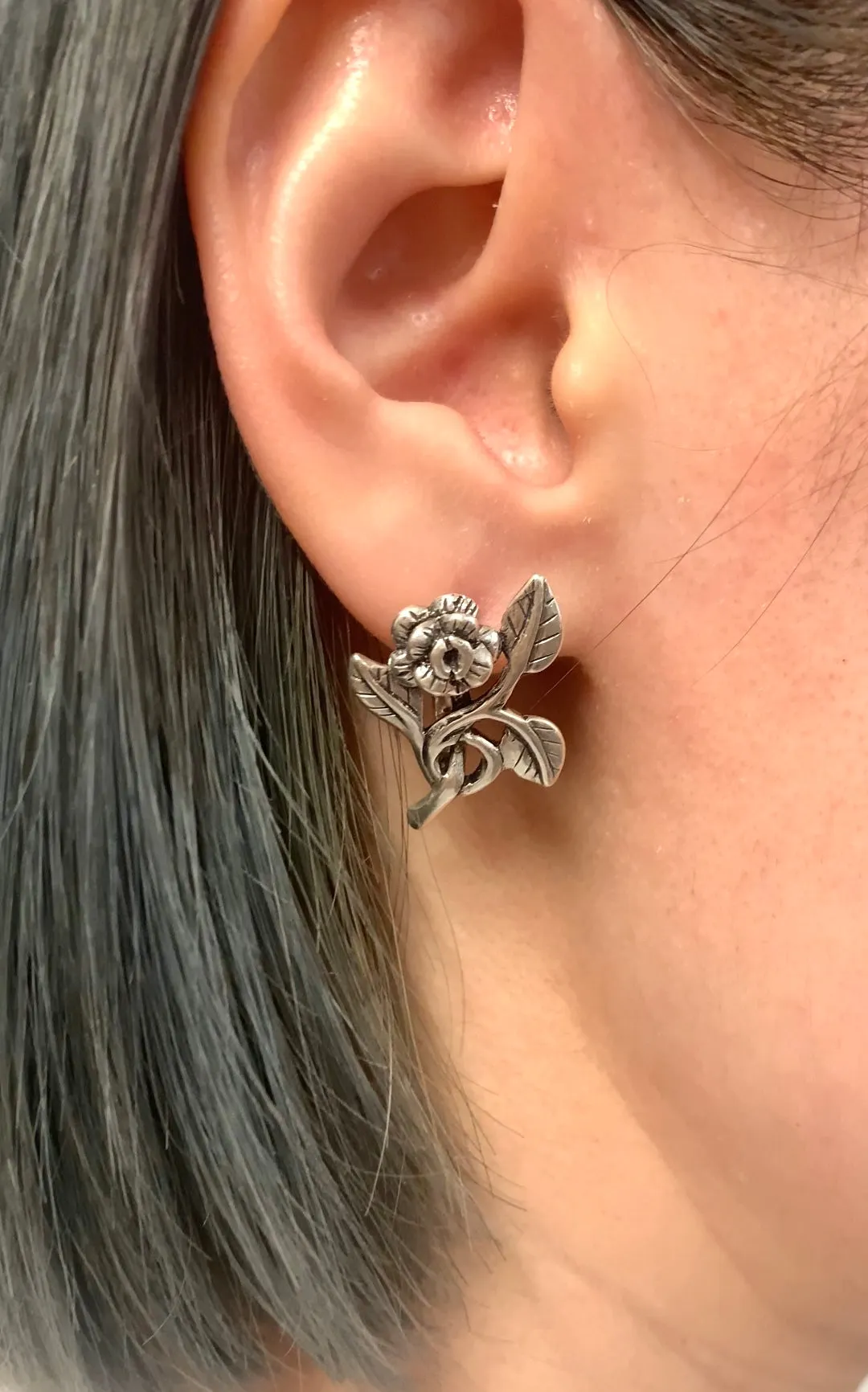 Silver Flower Earrings - Silver Rose Earrings - Dainty Flower Studs