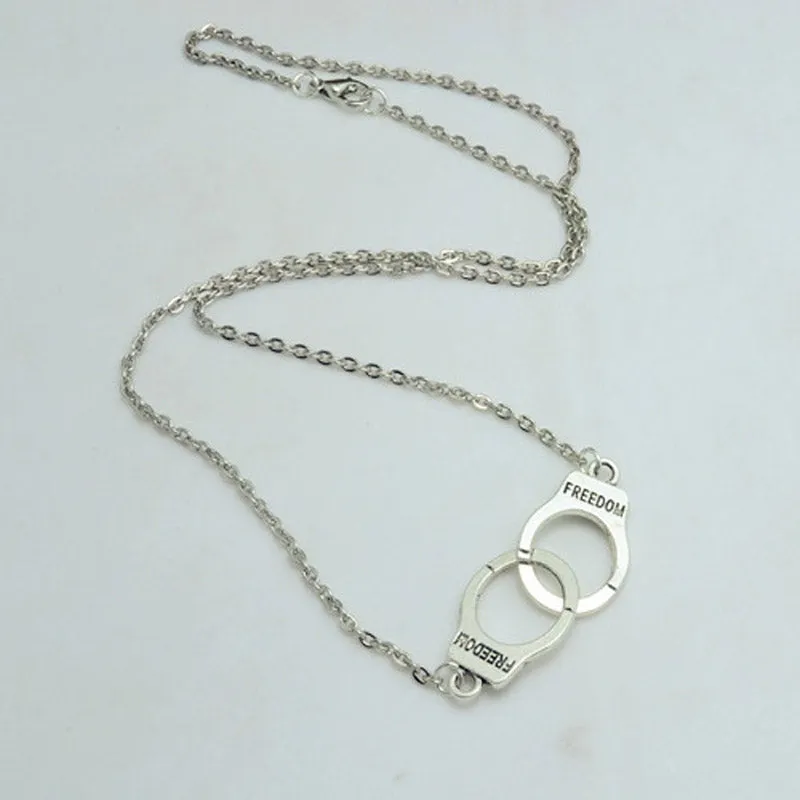 Simple fashion handcuff necklace