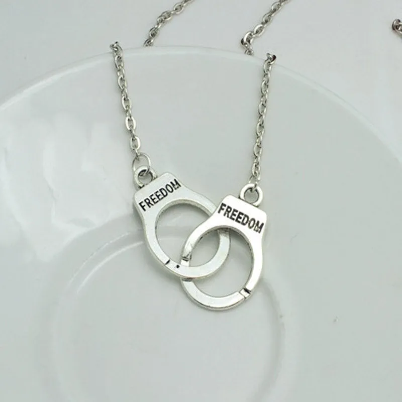 Simple fashion handcuff necklace