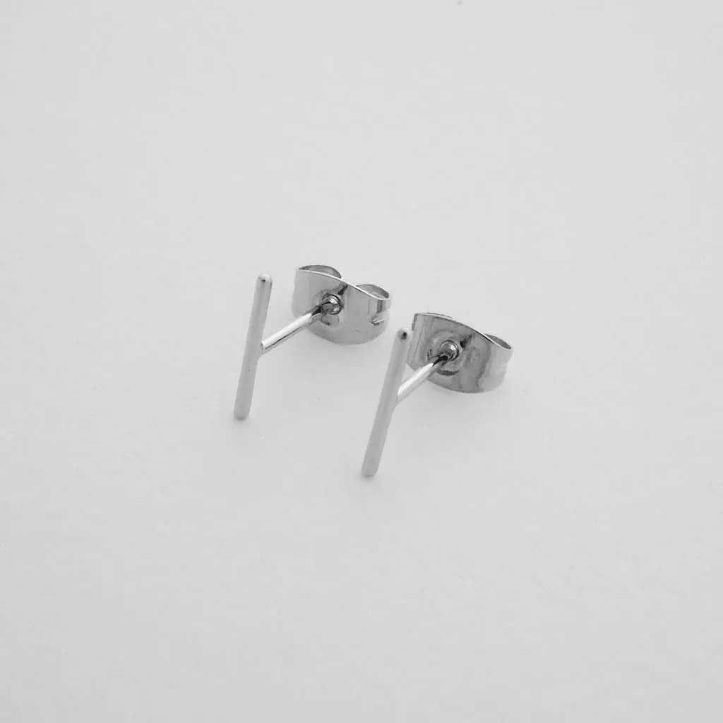 Skinny Midi Bar Earrings