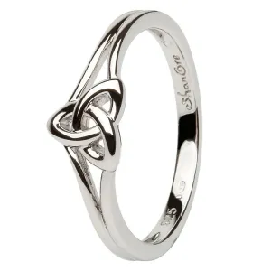 Trinity Knot Ring