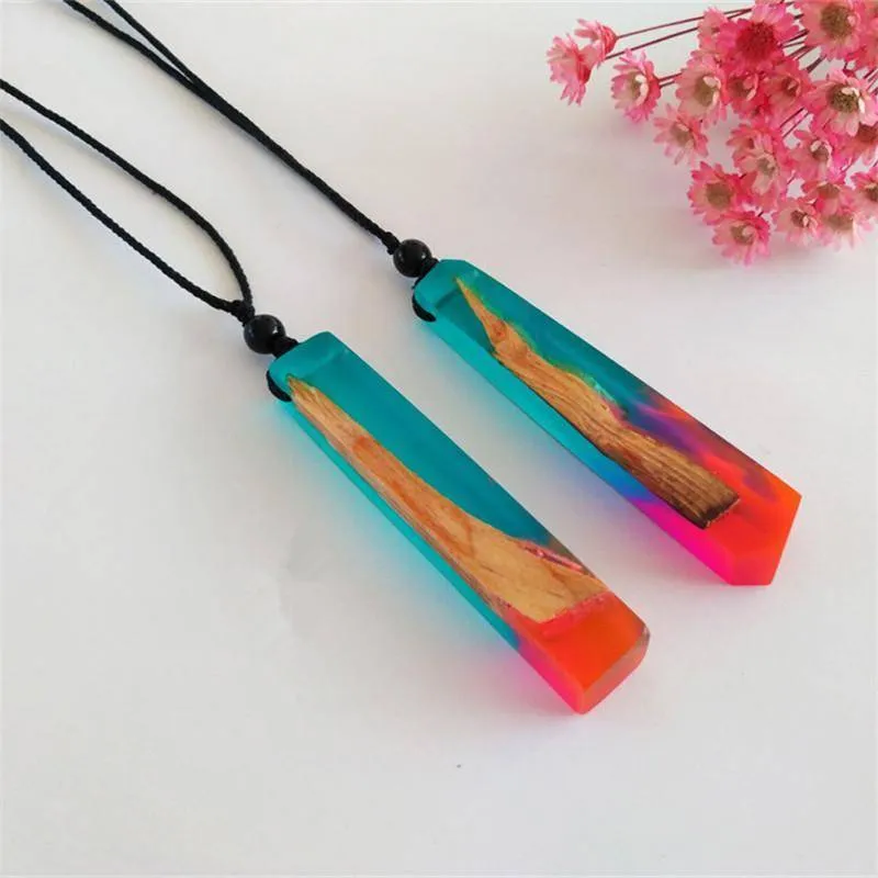 Vintage Handmade Ocean Resin Wooden Pendant Necklace